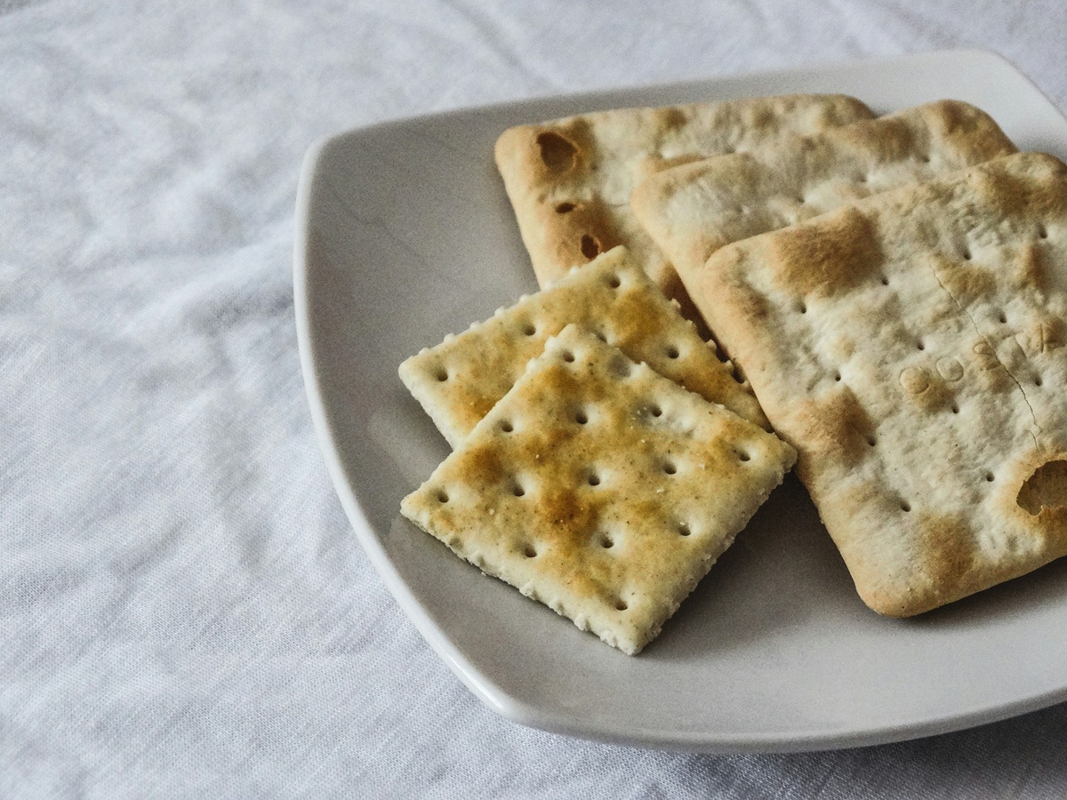 Crackers on a white plate
