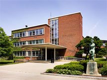 SU-iSchool-Hinds-Hall