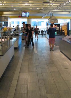 Students make their selections during lunch at Sadler Dining Center. 
