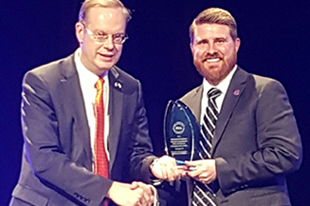 Syverud receives SVA Veterans in Higher Education Award