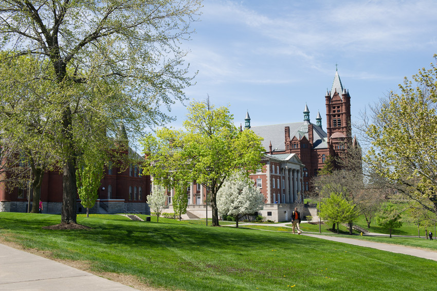 Spring Summer campus | Syracuse University News