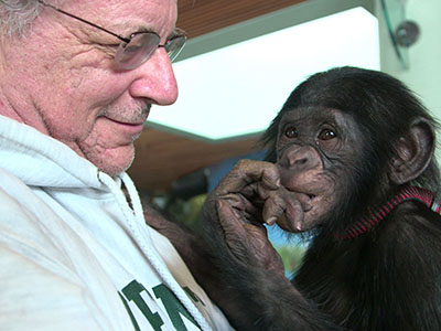 Steven Wise with chimpanzee