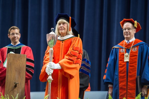 Nancy Weatherly Sharp with the Charter Mace at the 2017 New Student Convocation