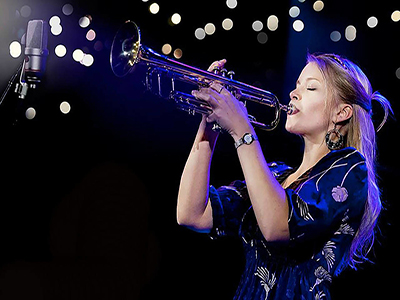 Acclaimed trumpeter Bria Skonberg recently participated in a three-day residency in the Rose, Jules R. and Stanford S. Setnor School of Music.