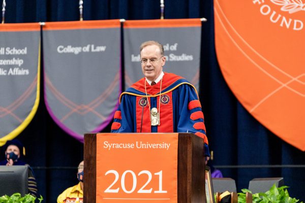 Chancellor Syverud speaks from the podium at Commencement 2021