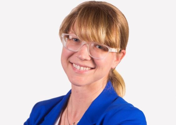 Jennifer Ross headshot