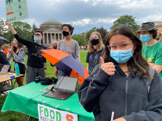 Food Recovery Network student volunteers tabulating on the quad during the Fall 2021 involvement fair