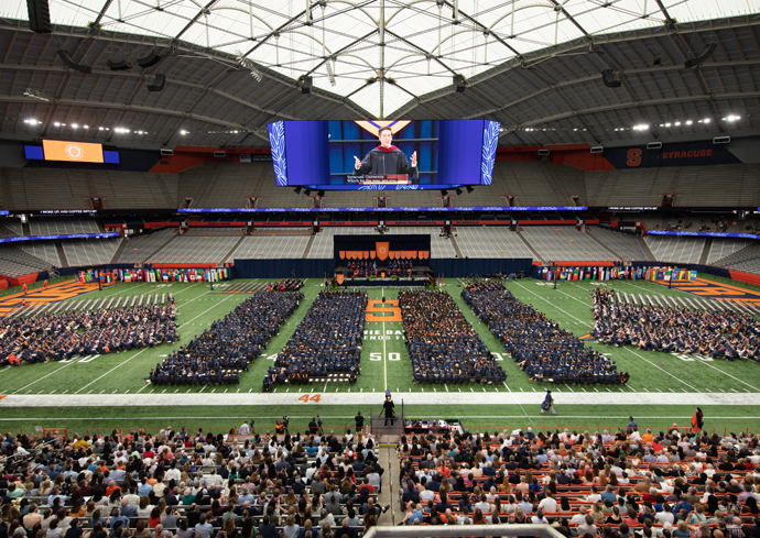 ‘You Have the Power to Have a Profound Impact’: ABC News’ David Muir Addresses Syracuse University’s Class of 2022 (Video)