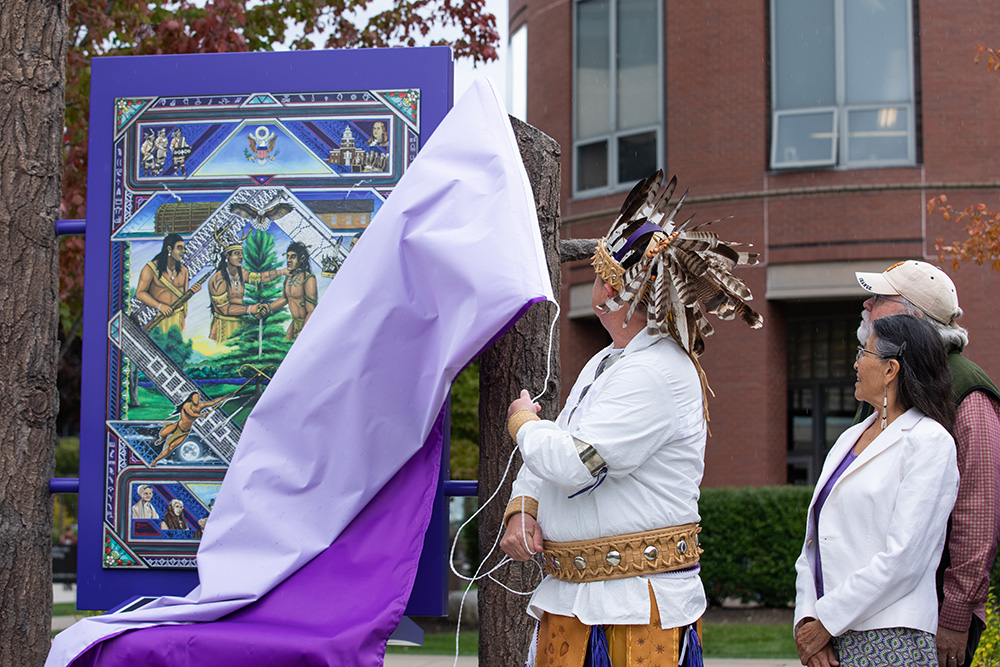 ‘Gayaneñhsä•ʔgo•nah’ by Onondaga Artist Brandon Lazore Makes Its Official Debut on Shaw Quad