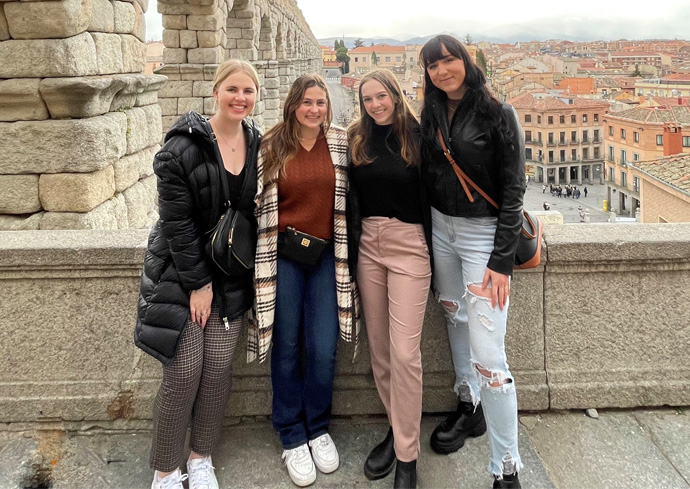 Applications Open for Fall 2023 Study Abroad Programs