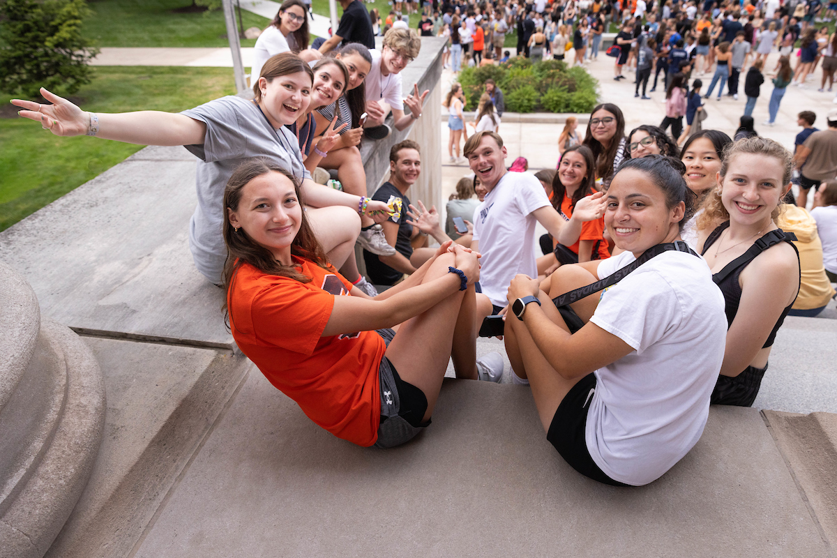 Students gather on the steps of Hendricks Chapel during the new student ice cream social