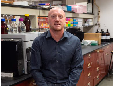 Chemistry Professor Presents New Research on Anti-Obesity Drug