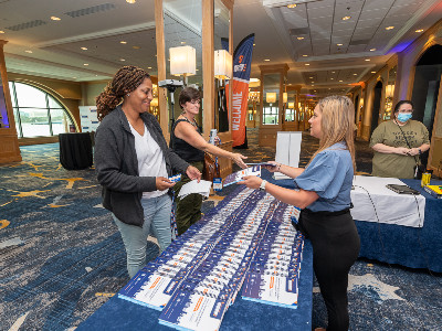 Registration at V-WISE conference in Jacksonville