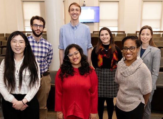 Graduate School Presents 39 Outstanding Teaching Assistant Awards