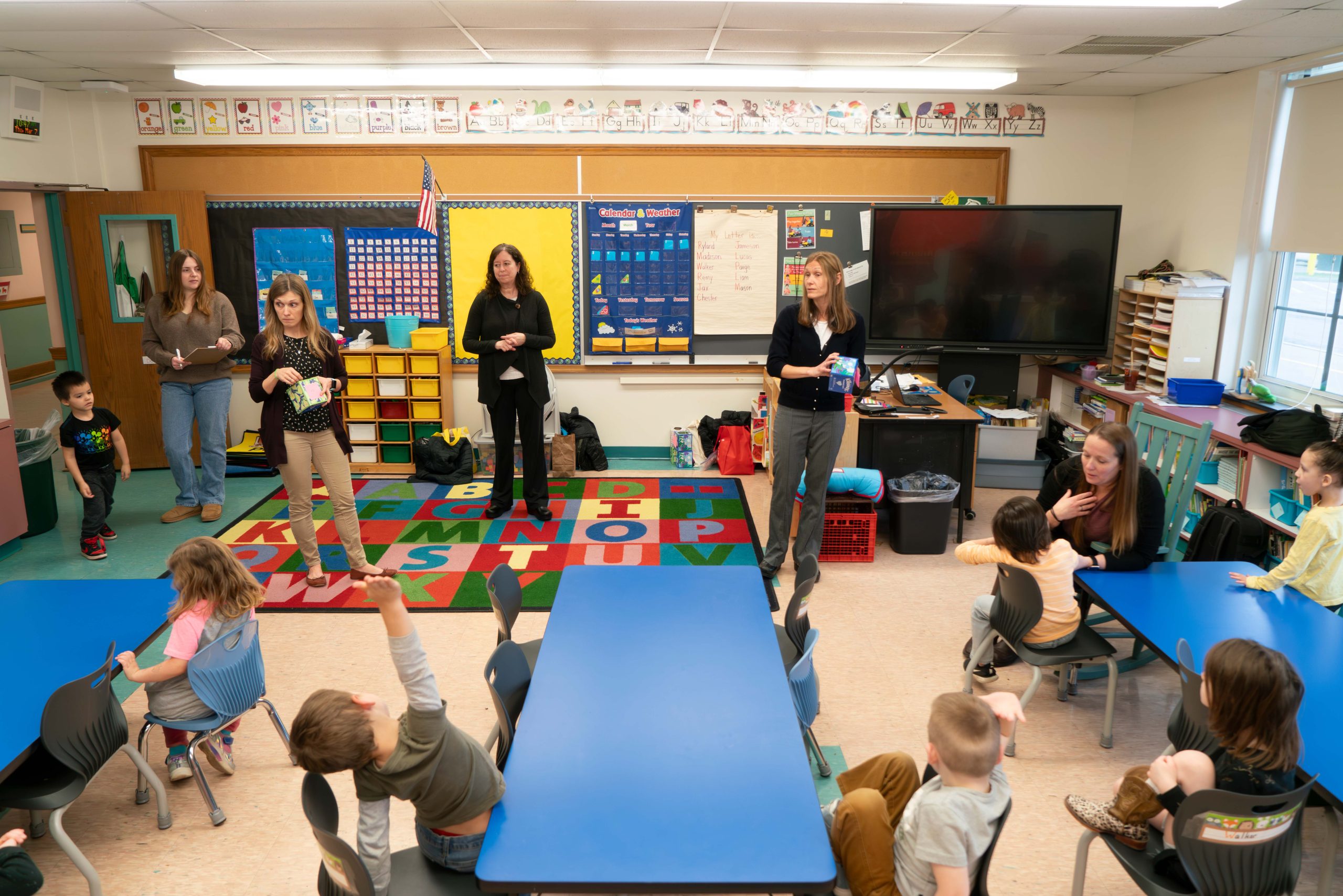 The Falk College team teaching the Mindfully Growing program at Elbridge Elementary School.