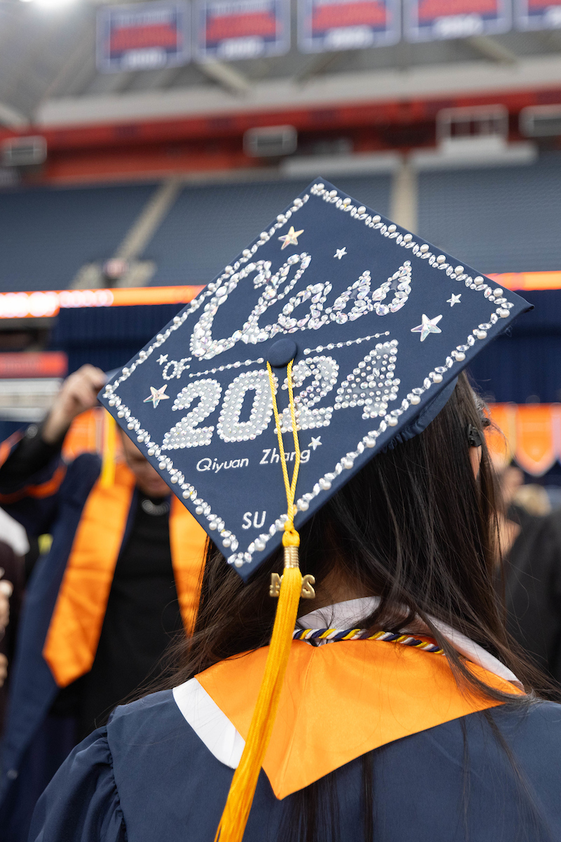 Cap that says "Class of 2024)