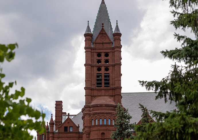 University Employees Urged to Leave Campus by 3:30 p.m. Today, July 10, Due to Severe Weather, Tornado Watch