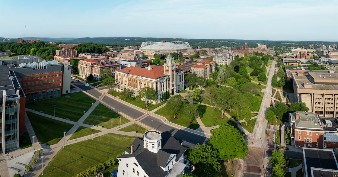 Forward-Looking Philanthropy Boosts Investment in the College of Engineering and Computer Science