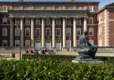 Students attend a lecture outside of Maxwell.