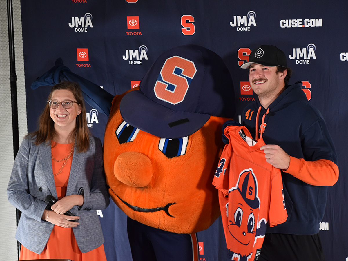 Otto the Orange Inks Name, Image and Likeness Deal | Syracuse