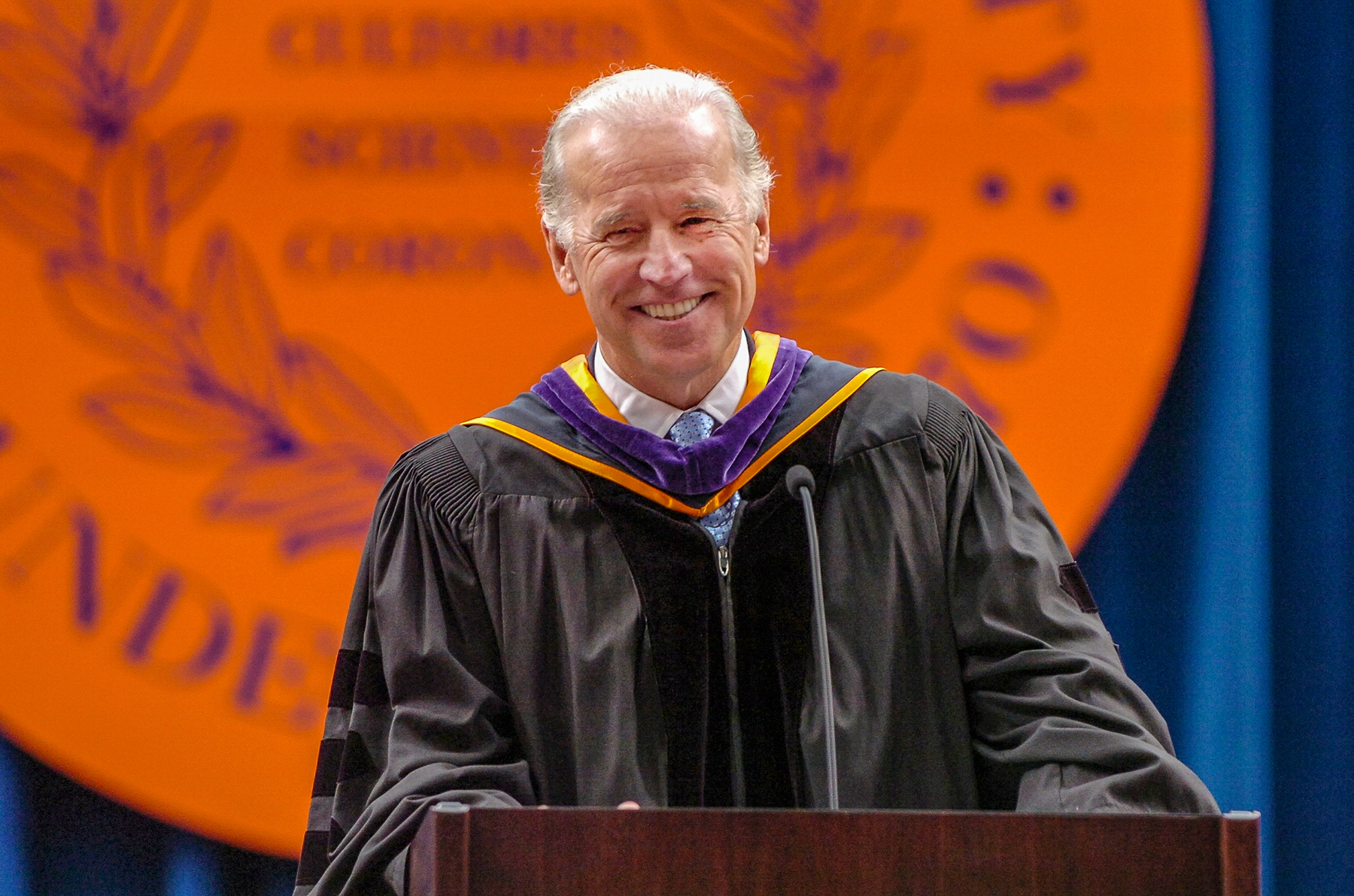 La Universidad de Siracusa revelará retrato del presidente Biden