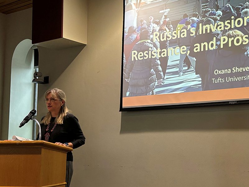 Expert on Ukrainian Politics Discusses Russo-Ukrainian War, Peace Prospects