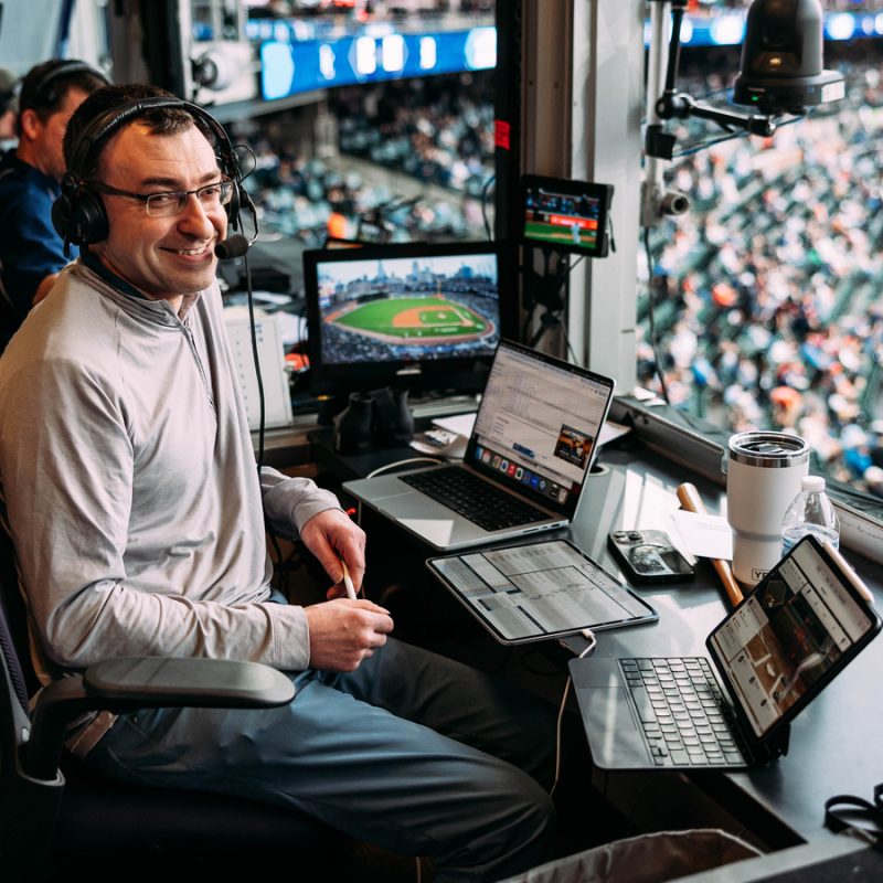 Jason Benetti ’05 Lives Out a Dream on ‘Sunday Night Baseball’
