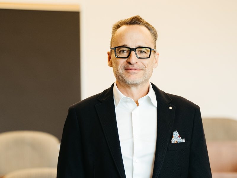 Whitman Reappoints David Weinbaum as Chair of the Finance Department