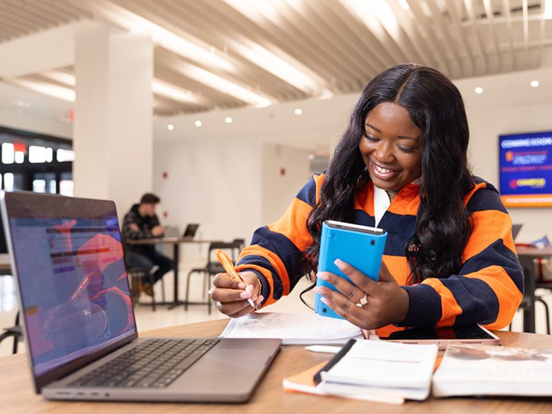 Digital Badge Helps Students Use AI Responsibly