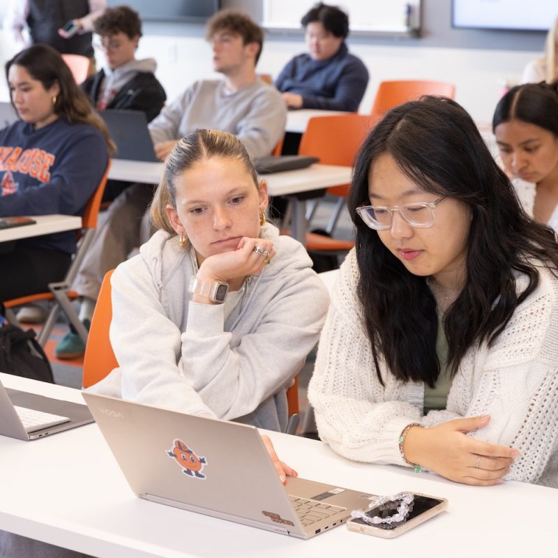 New Peer-Led AI Bootcamp Gives Students Professional Credentials in 5 Weeks