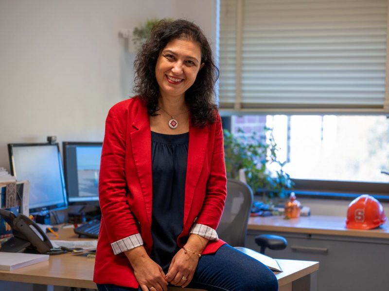 With History in Hand, Professor Uses Archives to Revamp Environmental Courses 
