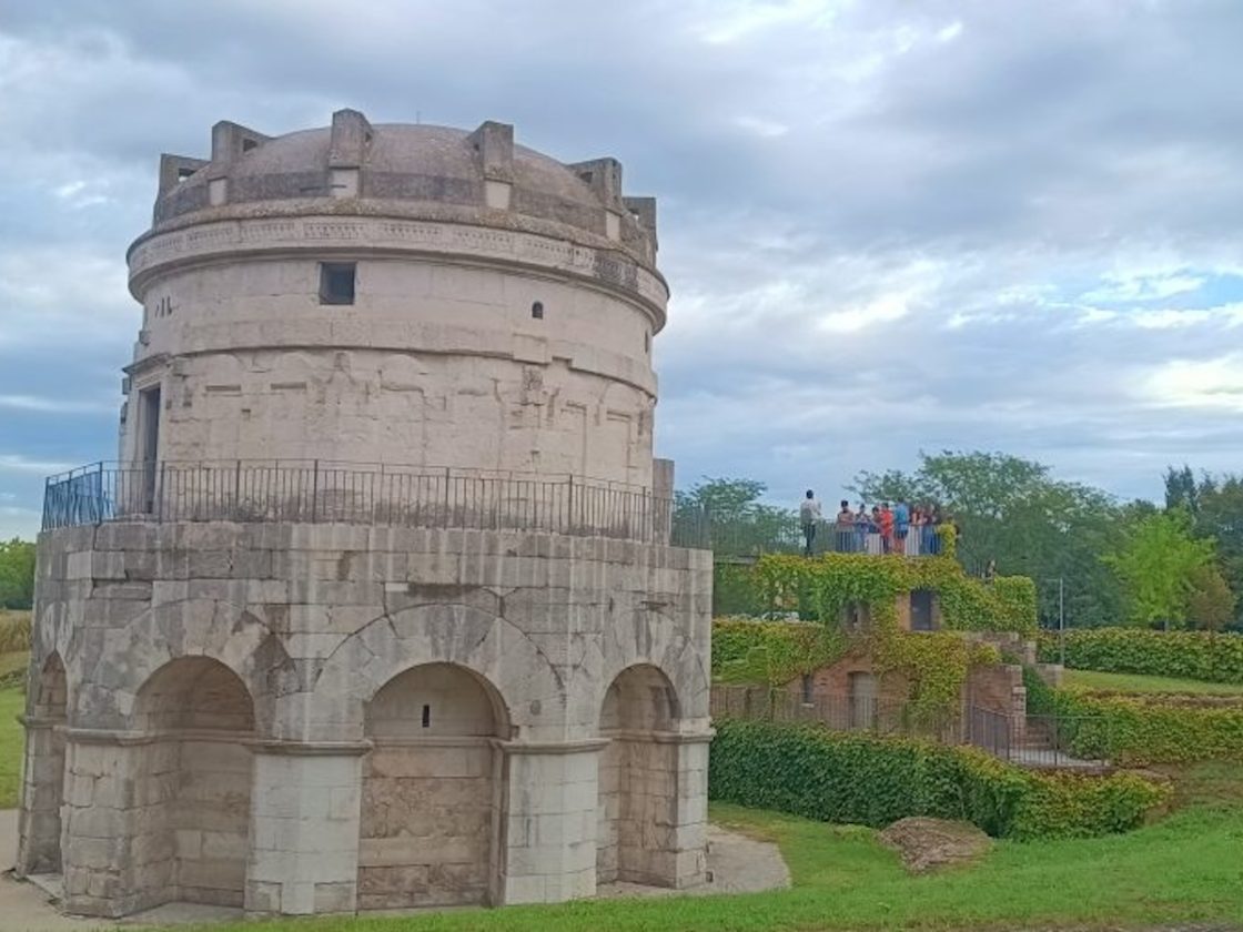 Before Florence, Students Follow Mediterranean History Through Italy
